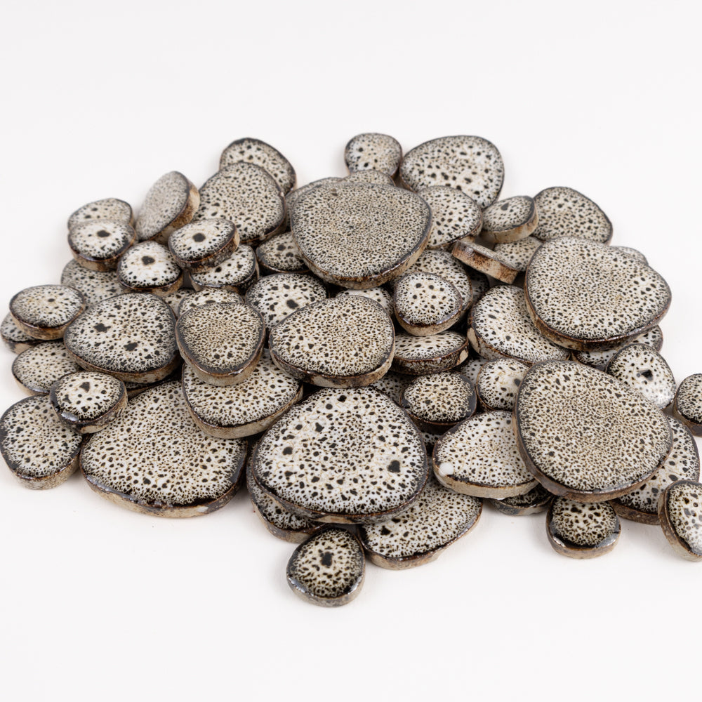 Packshot Pebbles – taupe – 20-40mm