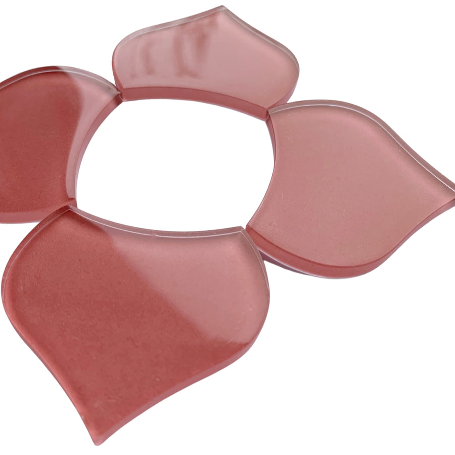 Große Fischschuppe Rose