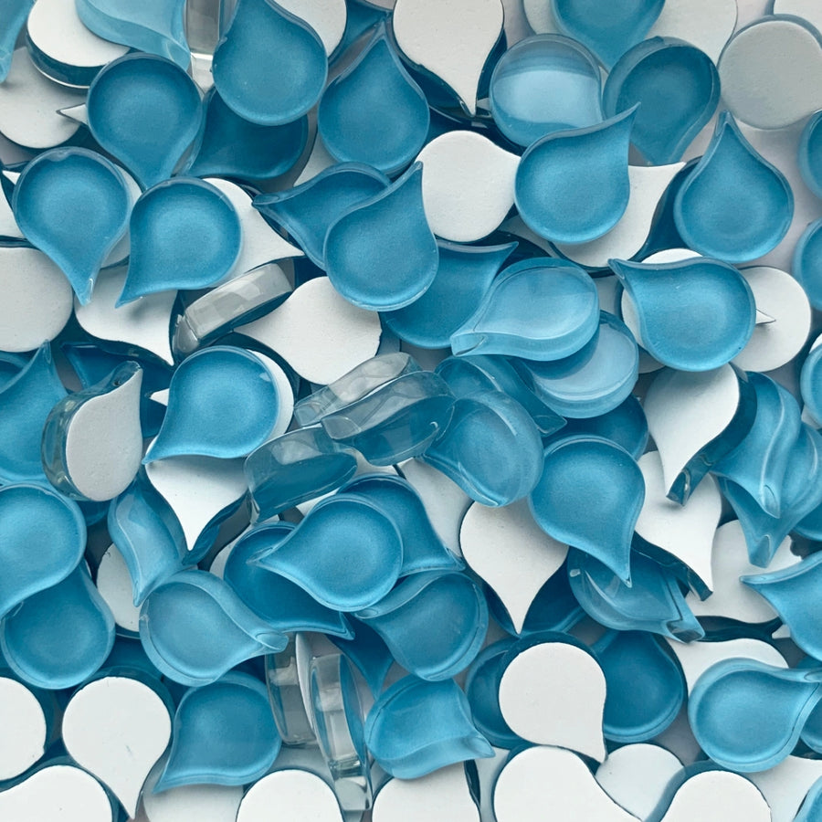 Regentropfen Türkis