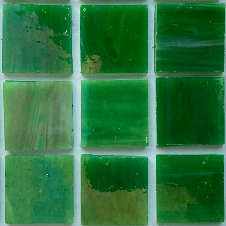 Glasmosaik Tiffany-Glas 20mm  Grashüpfer