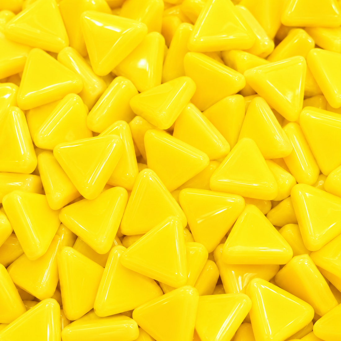 Mini Glass Mosaic Triangle Opal Yellow