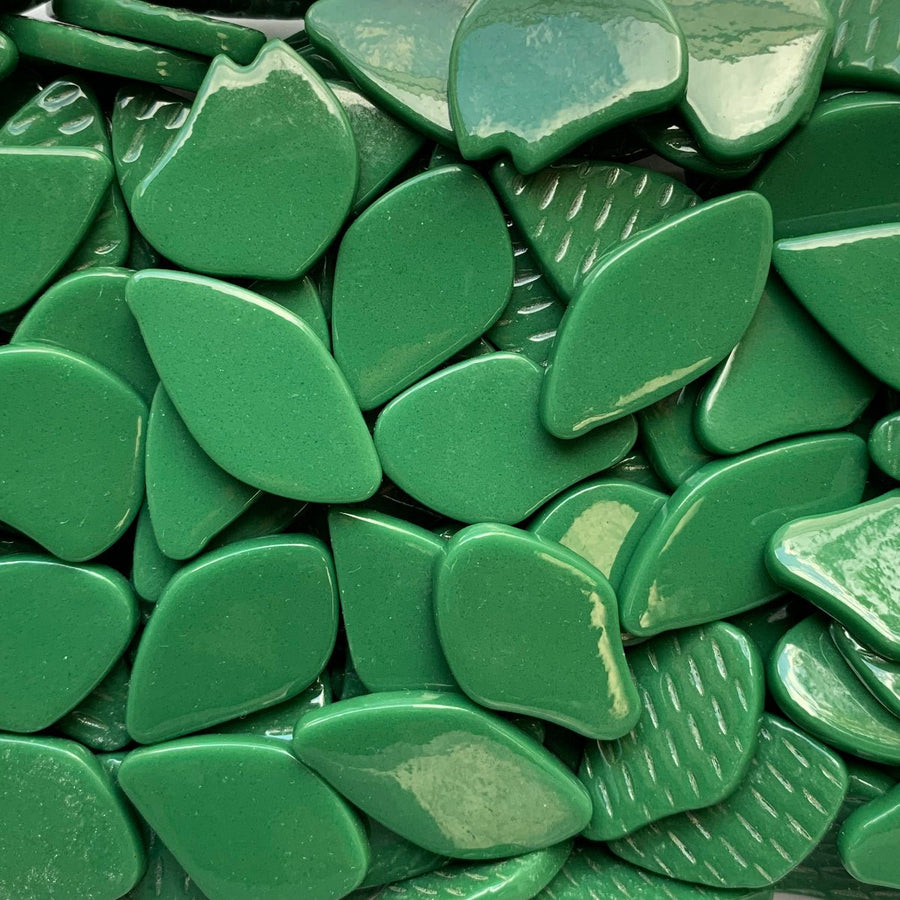 Verre Mosaique - glass mosaic -Glasmosaik-glasmozaïek-Bloemblaadjes Glas Spargroen - mosaicshop