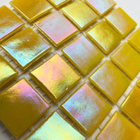Verre Mosaique - glass mosaic -Glasmosaik-glasmozaïek-Glasmozaiek Iriserend 20mm Citrien - mosaicshop
