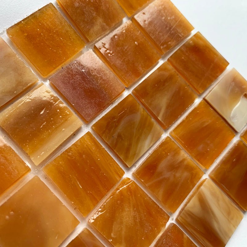 Verre Mosaique - glass mosaic -Glasmosaik-glasmozaïek-Glasmozaiek Tiffany Glacier 20mm Butterscotch - mosaicshop