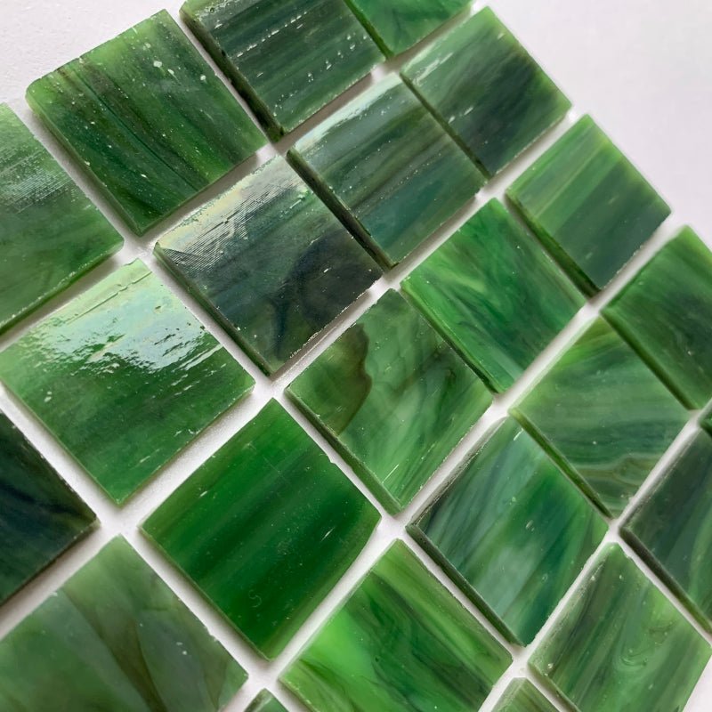 Verre Mosaique - glass mosaic -Glasmosaik-glasmozaïek-Glasmozaiek Tiffany Glacier 20mm Olijfgroen - mosaicshop