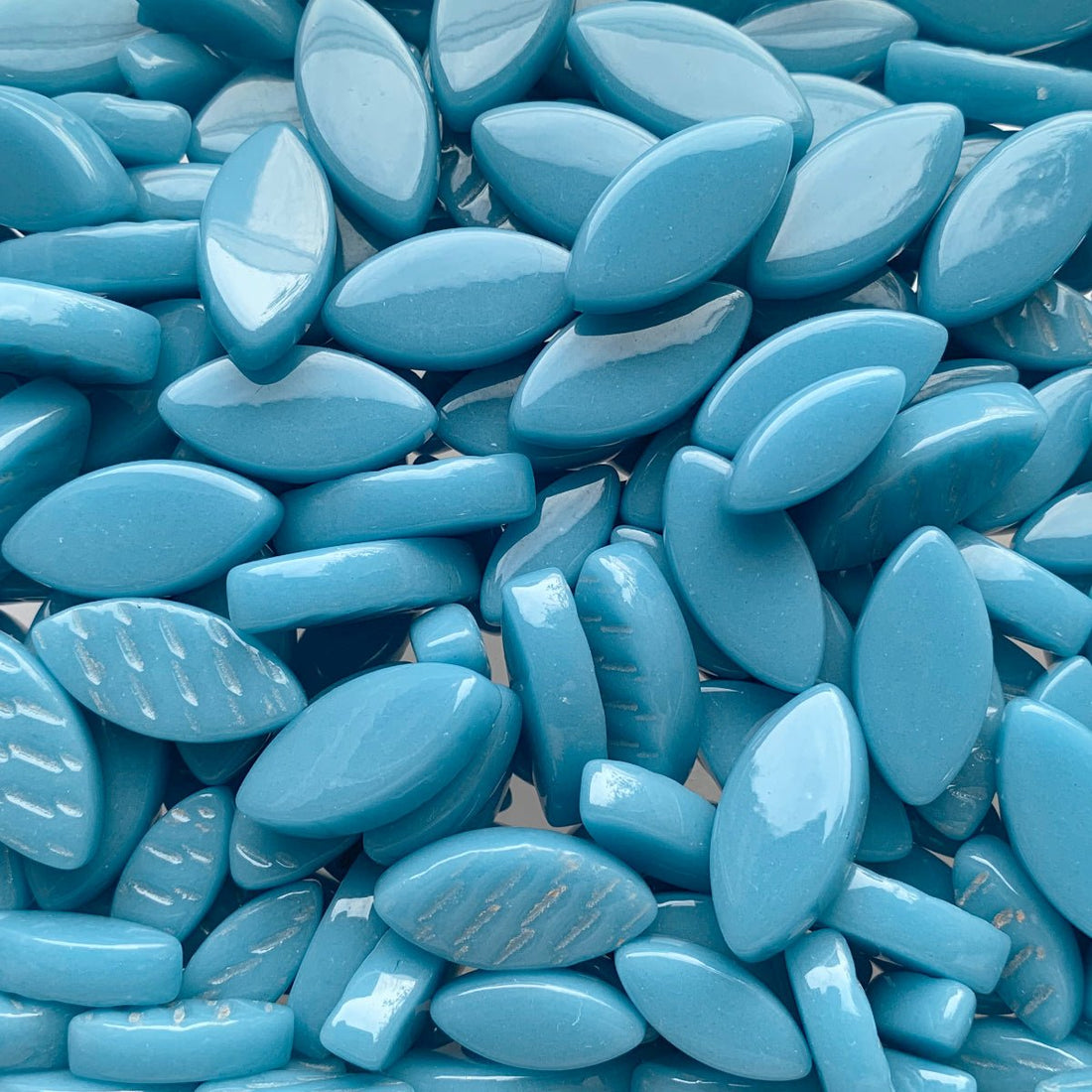 Verre Mosaique - glass mosaic -Glasmosaik-glasmozaïek-Ottoman Bloemblaadjes Blauw Meer - mosaicshop