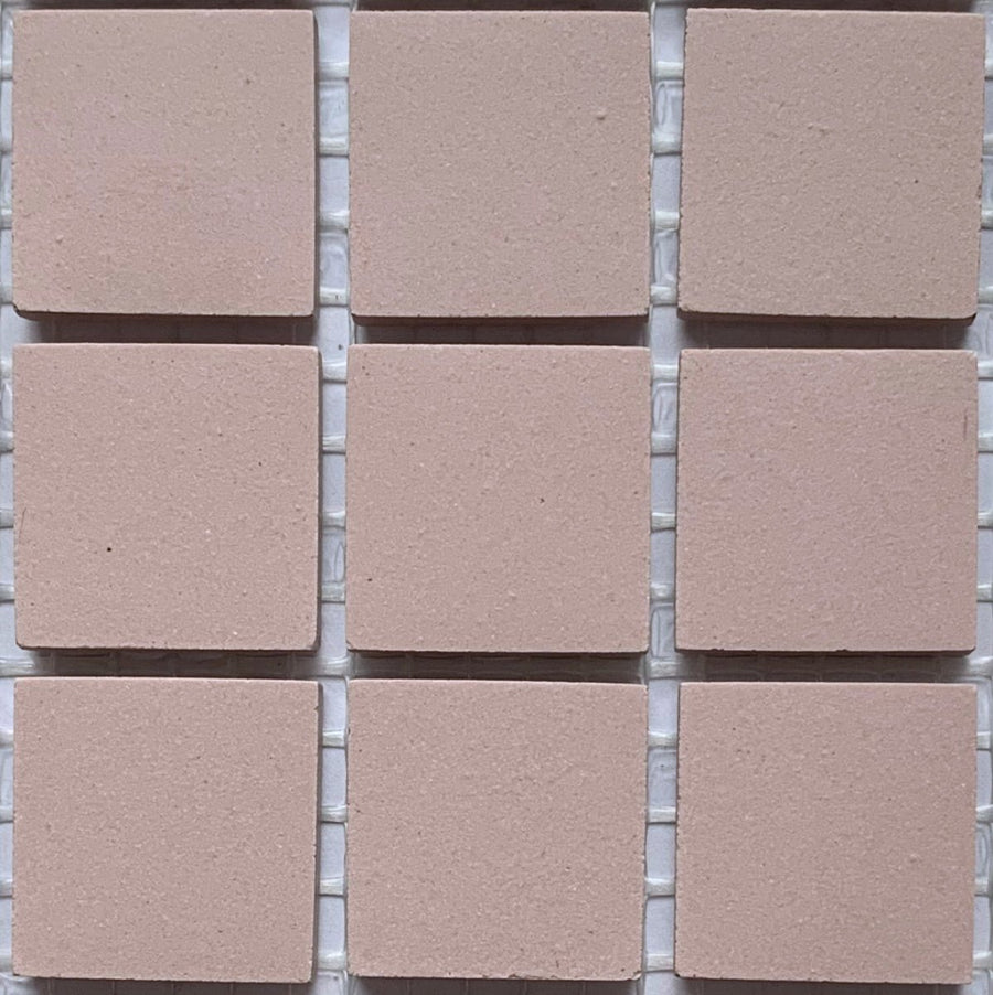 Winckelmans Rose – matta mosaikplattor, 20x20 mm på nät